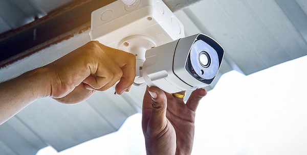 Instalare camere supraveghere